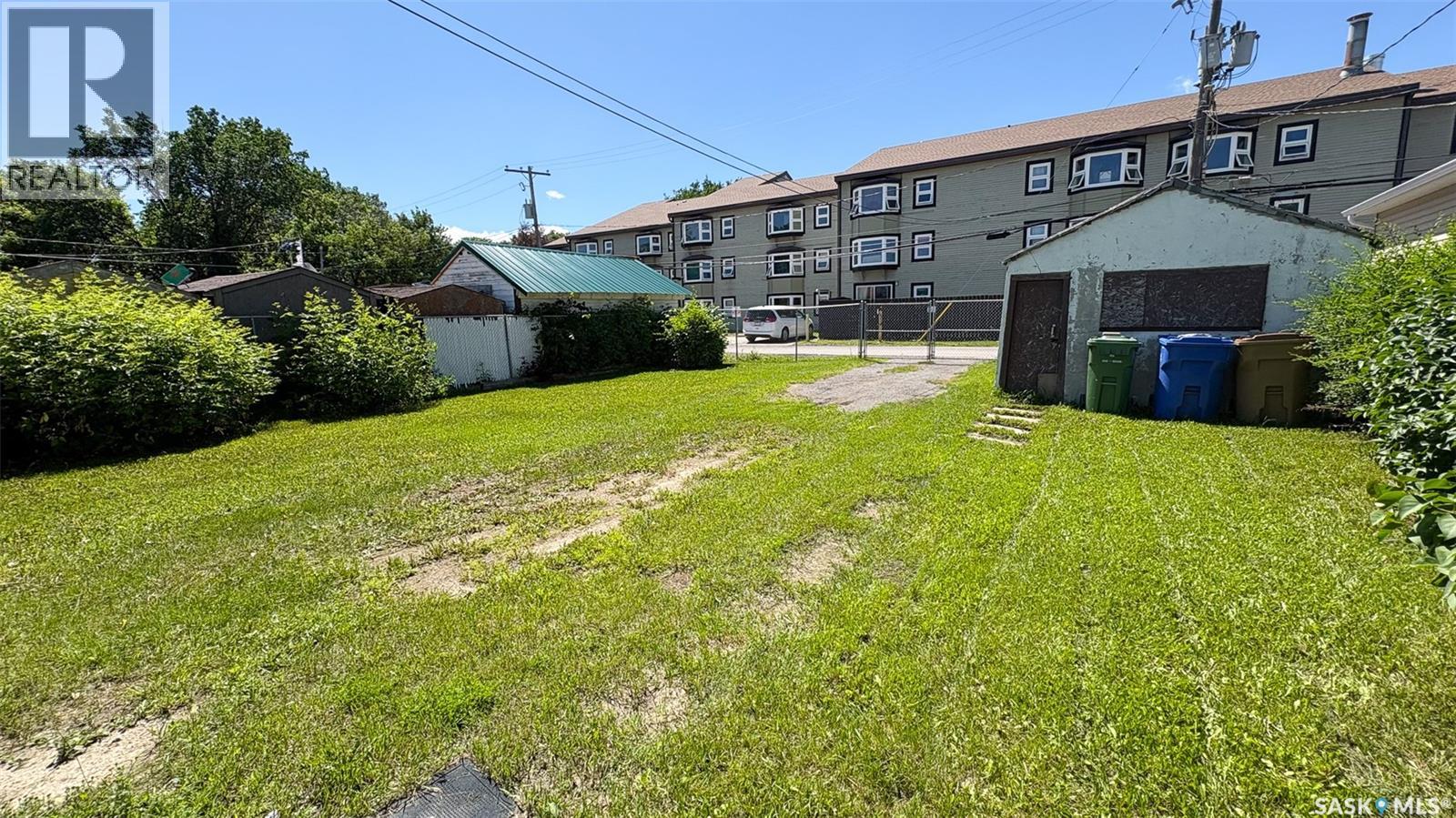 1310 Angus STREET - 22