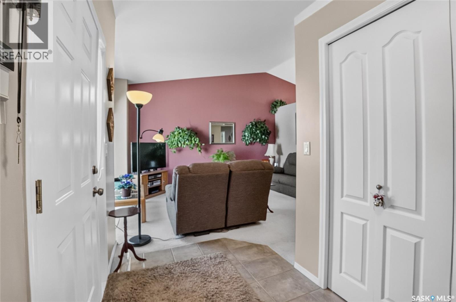 307 Sumner LANE - 18