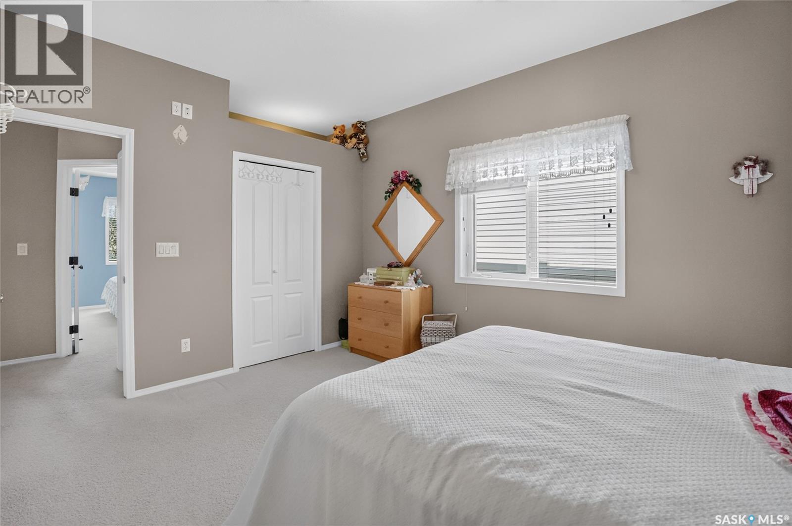 307 Sumner LANE - 25