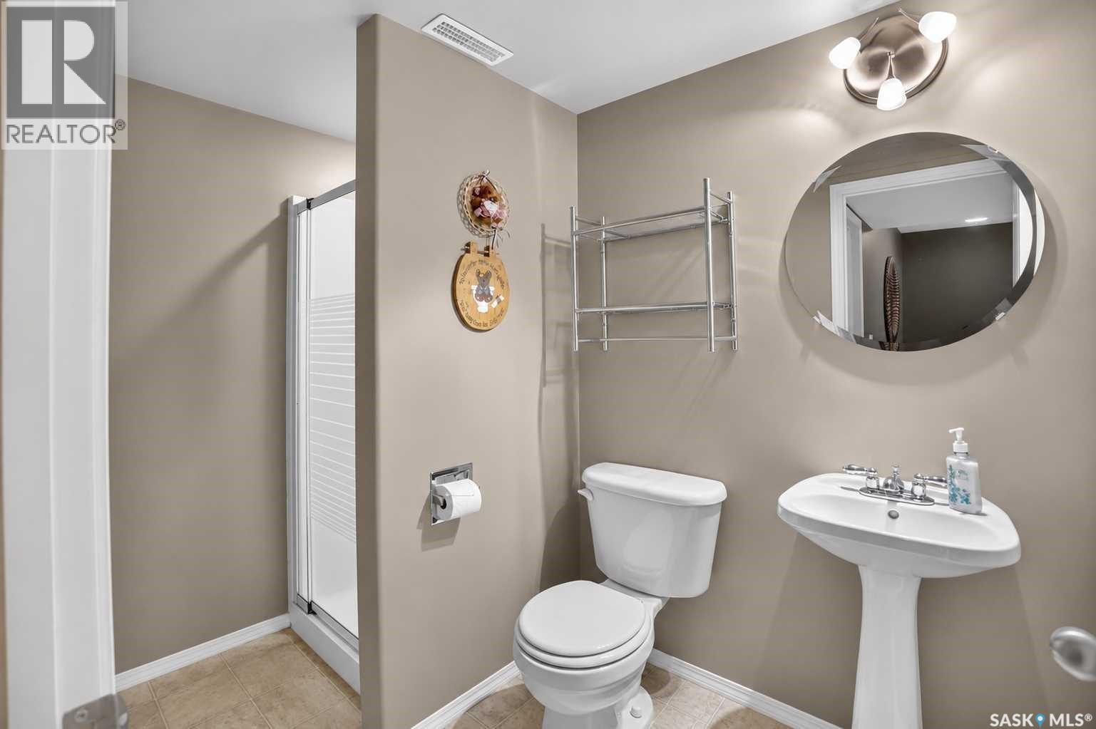 307 Sumner LANE - 45