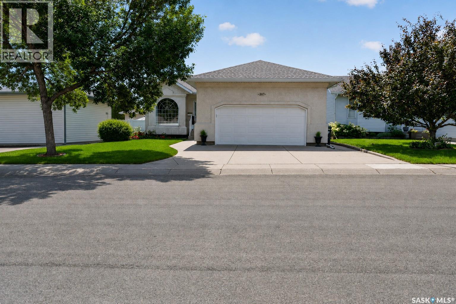 307 Sumner LANE - 56