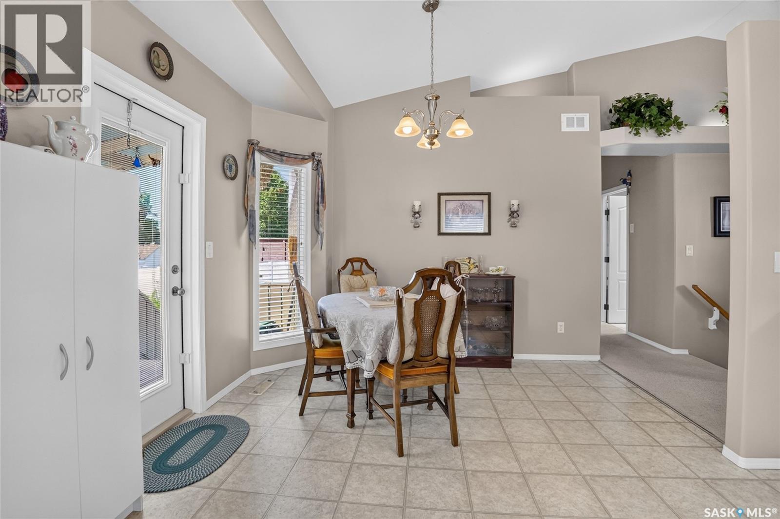 307 Sumner LANE - 8