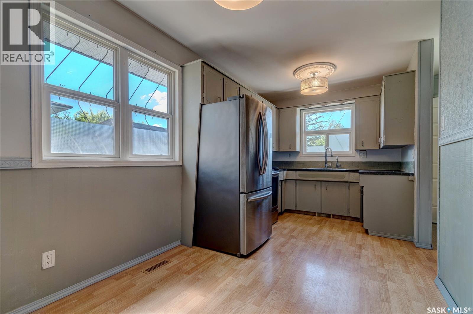 119 Bothwell CRESCENT - 11