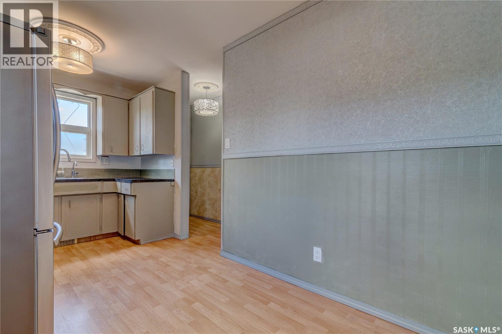 119 Bothwell CRESCENT - 12