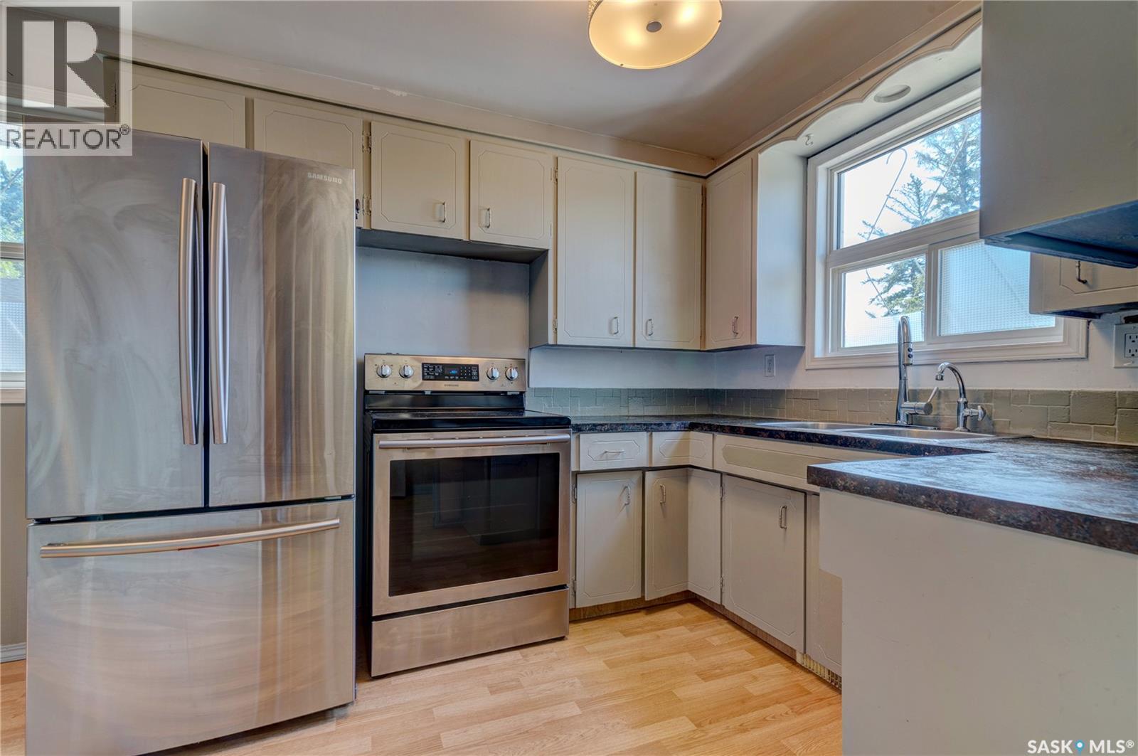 119 Bothwell CRESCENT - 13