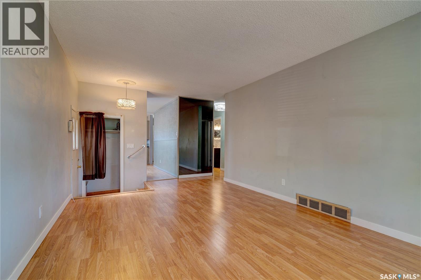 119 Bothwell CRESCENT - 9