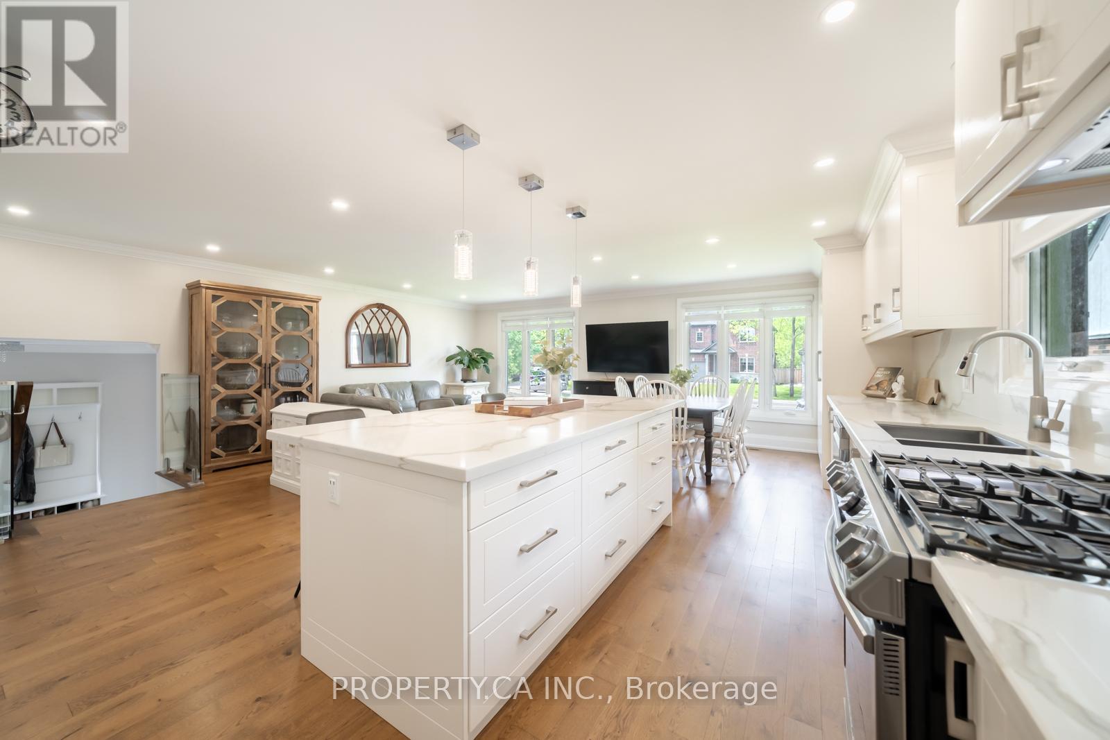310 PARKSIDE DRIVE - Image 5