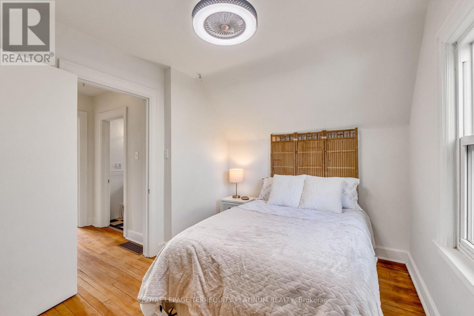 10 LOCARNO AVENUE - 22