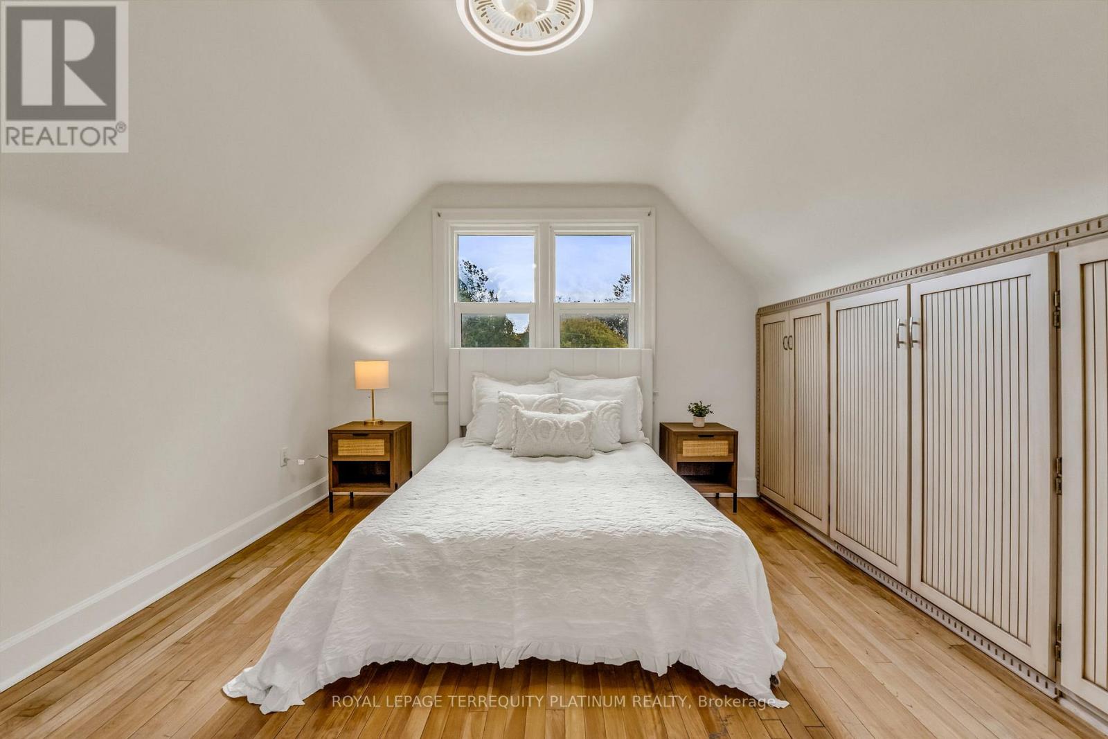 10 LOCARNO AVENUE - 26