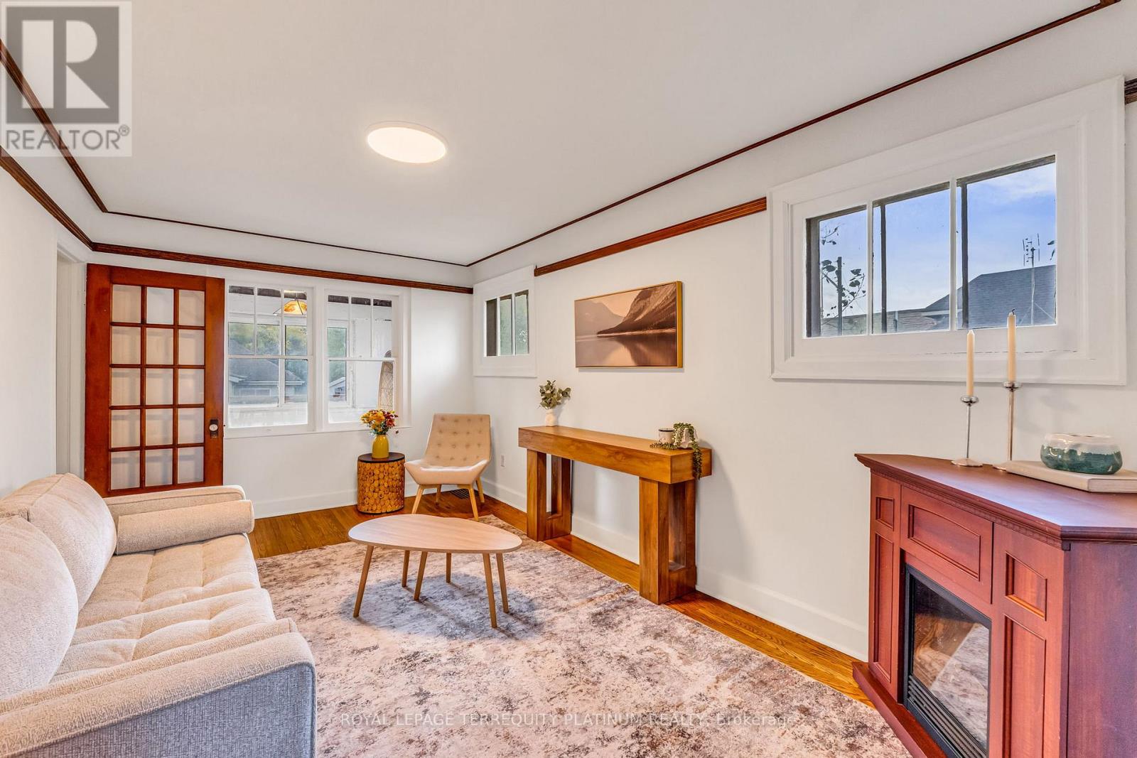 10 LOCARNO AVENUE - 8