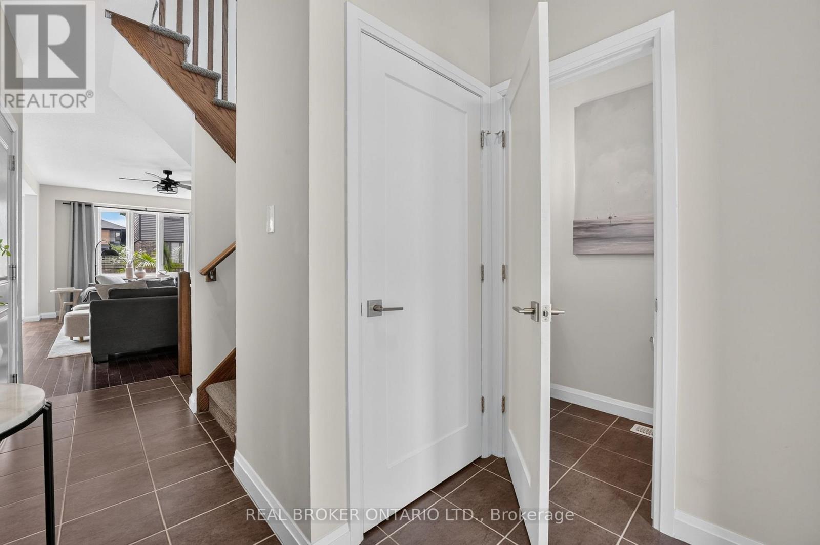14 HARLEY LANE - Image 18