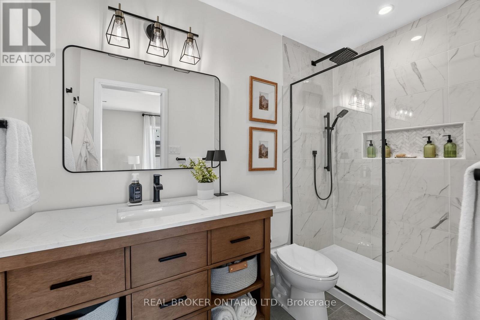 14 HARLEY LANE - Image 32