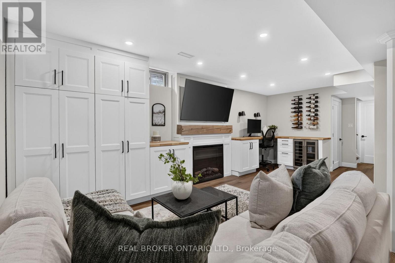 14 HARLEY LANE - Image 38