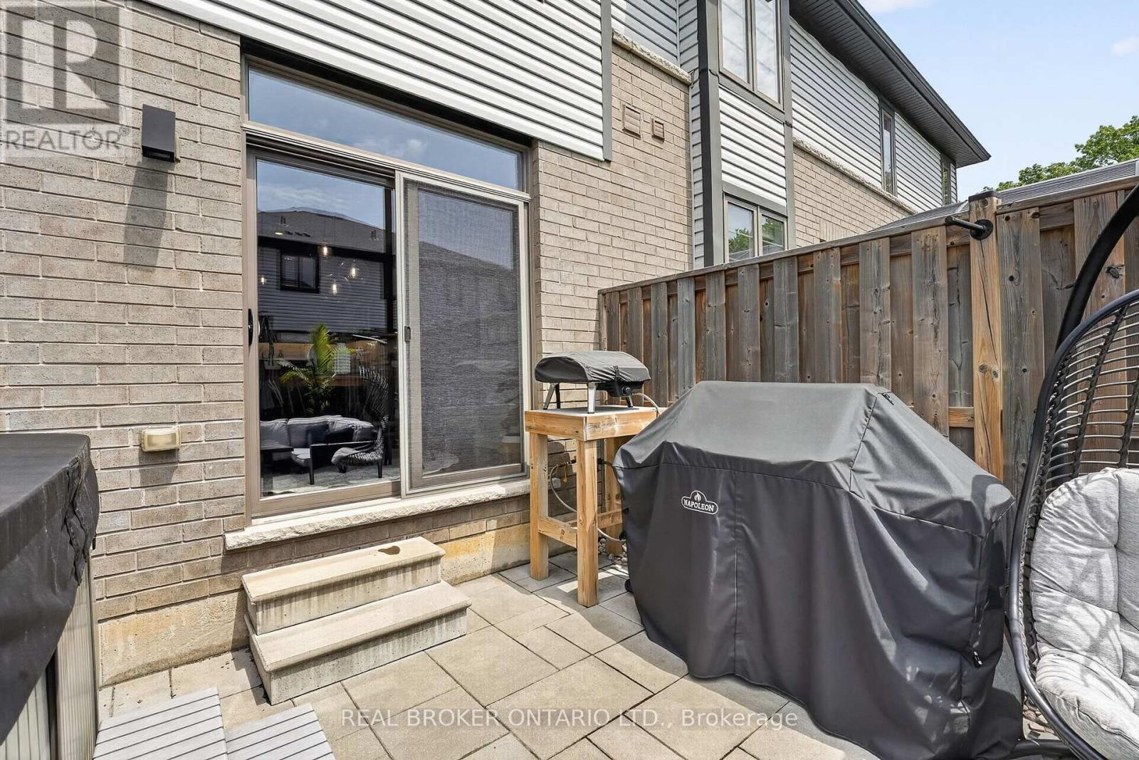 14 HARLEY LANE - Image 43