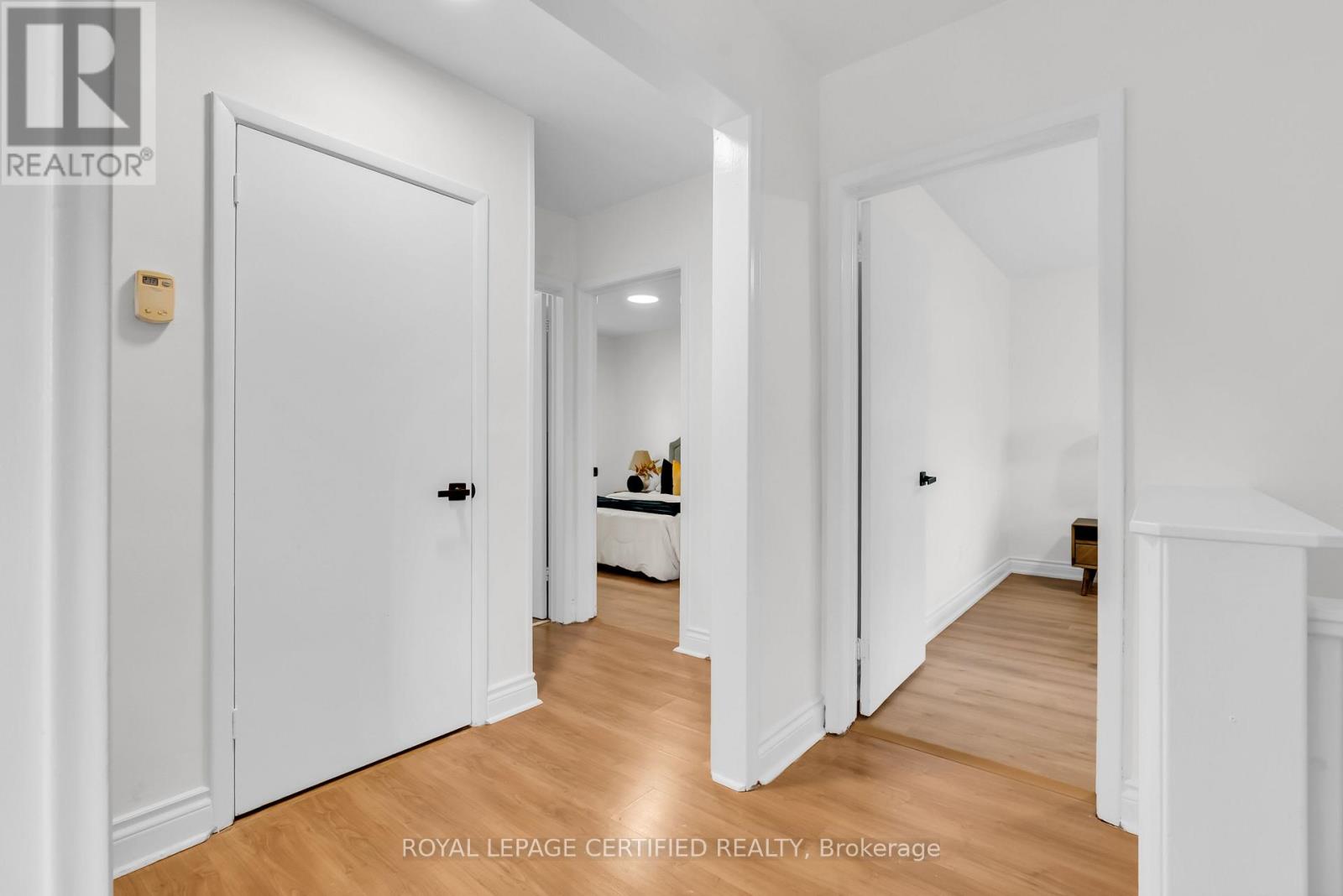 448 FERNLEIGH CIRCLE S - Image 18