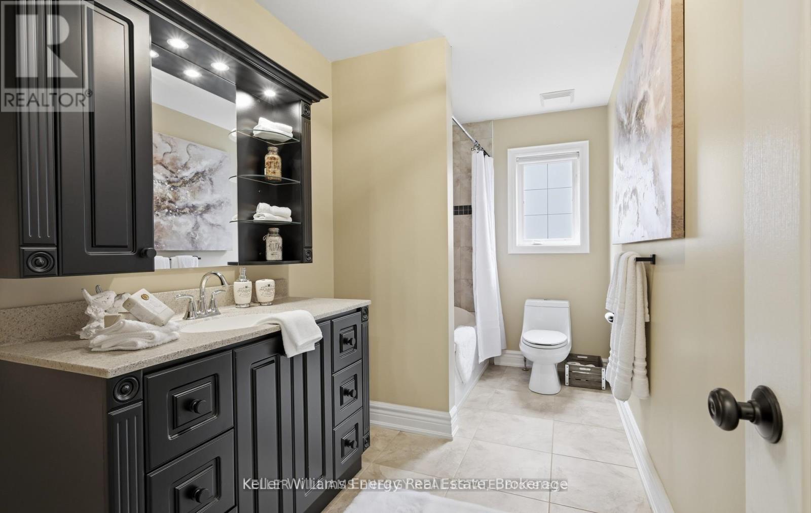 768 DUCHESS DRIVE - Image 35