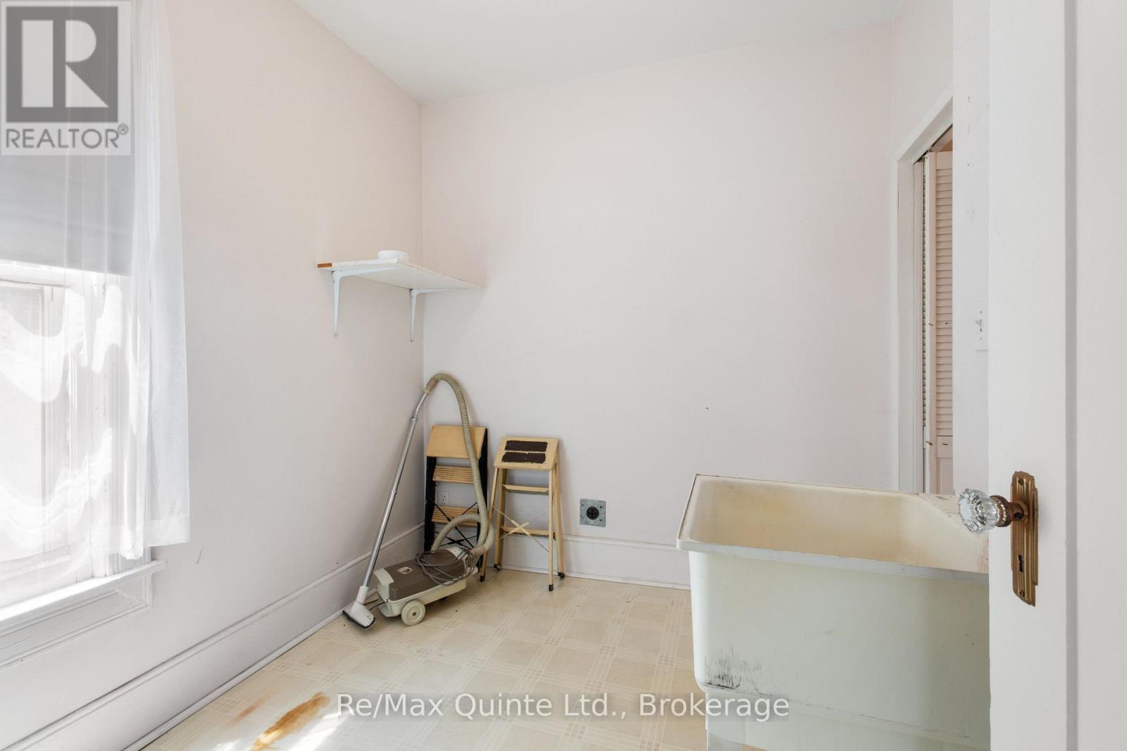 15064 TELEPHONE ROAD - Image 25