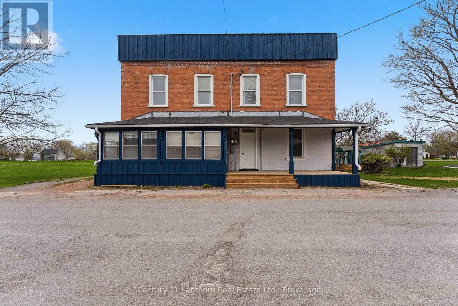16 STORE STREET - 1