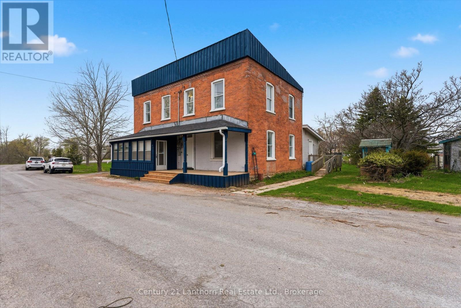 16 STORE STREET - 5