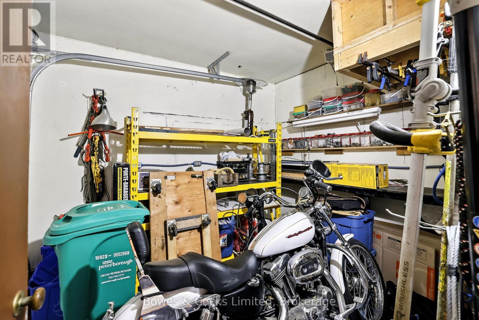 433 MANORHILL AVENUE - Image 37