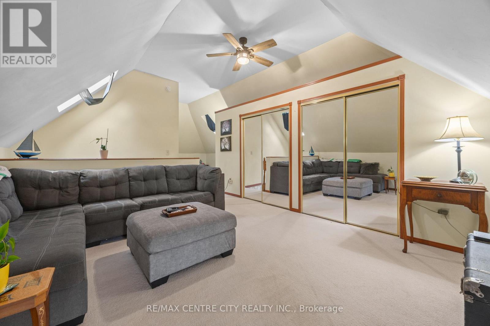 25 ERIE STREET - Image 24