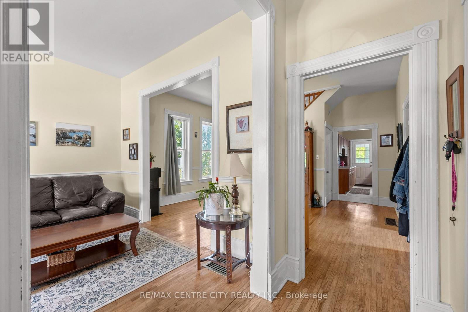 25 ERIE STREET - Image 7