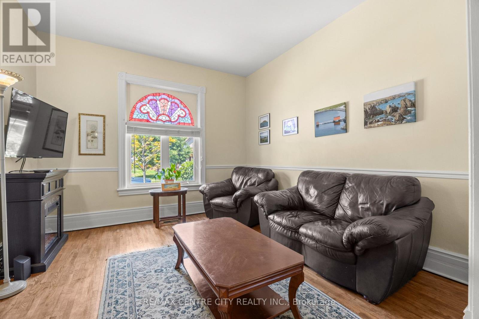25 ERIE STREET - 9