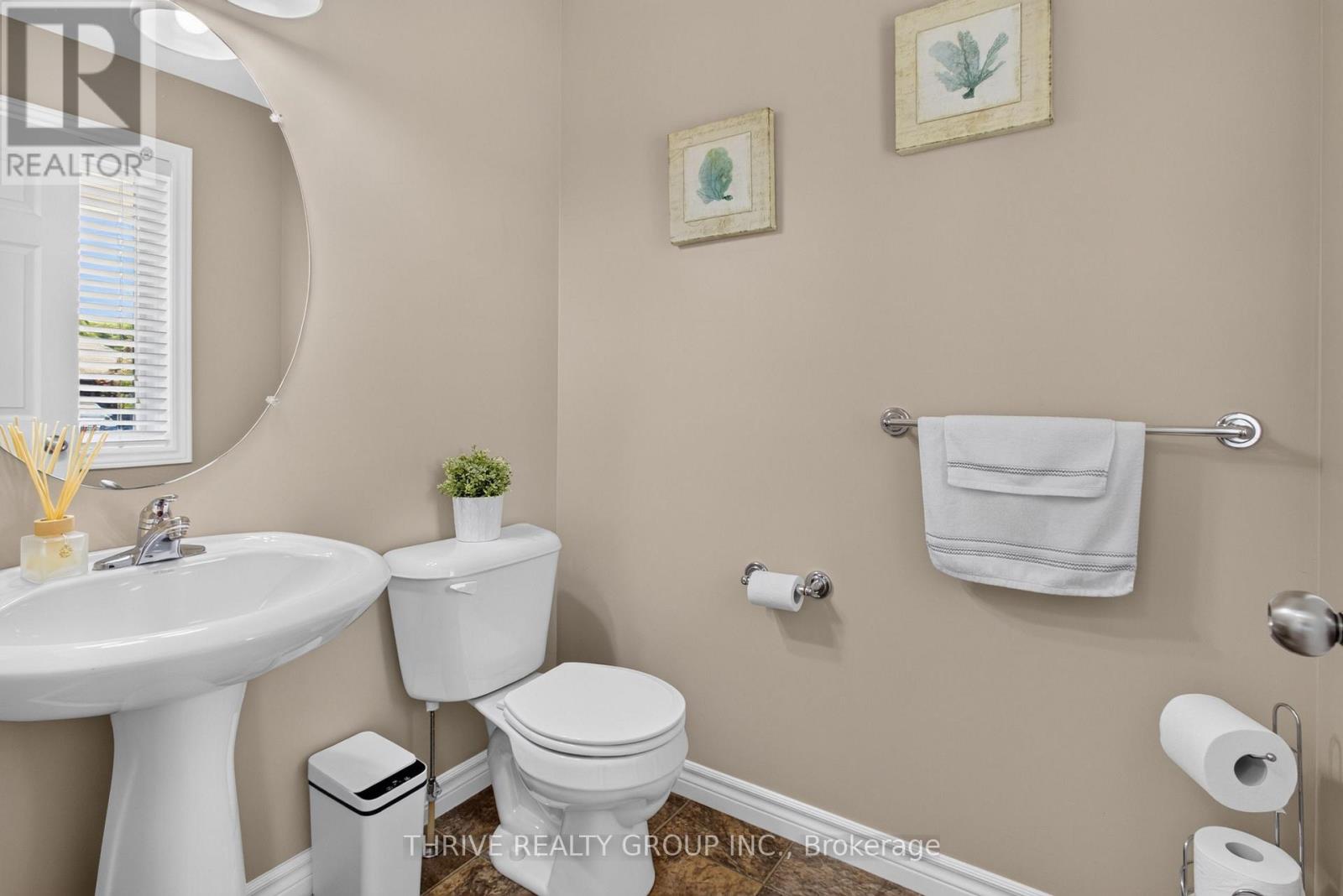66 PEACH TREE BOULEVARD - Image 32