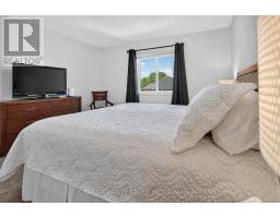 66 Peach Tree Boulevard, St  Thomas, ON N5R0C1 Photo 22