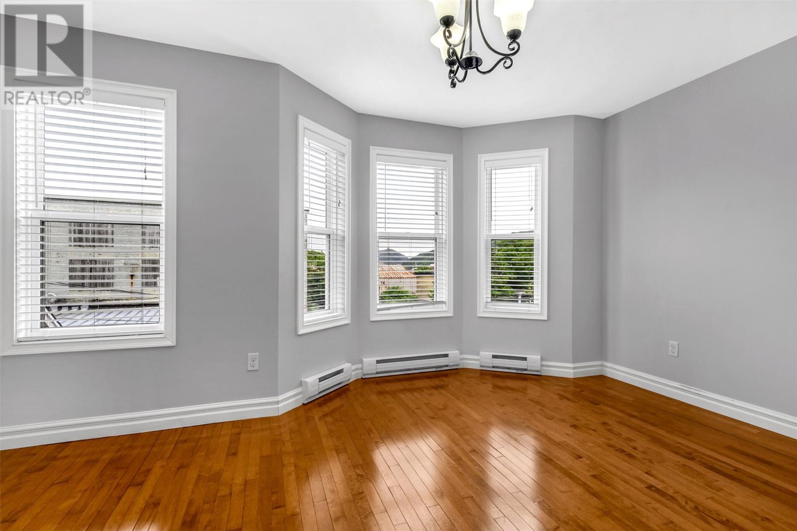 13 Brine Street - 18