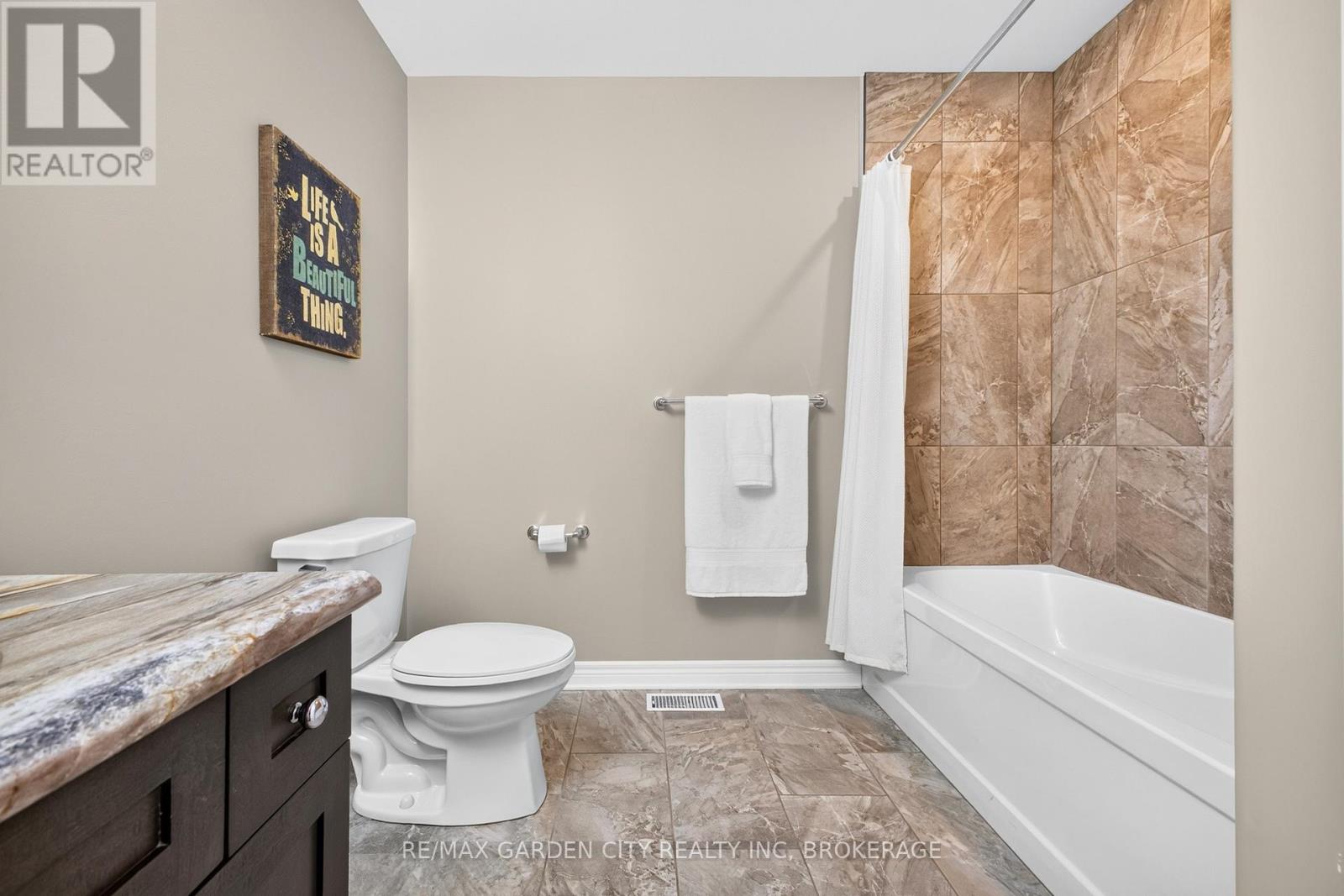 6569 FREDERICA STREET - 32