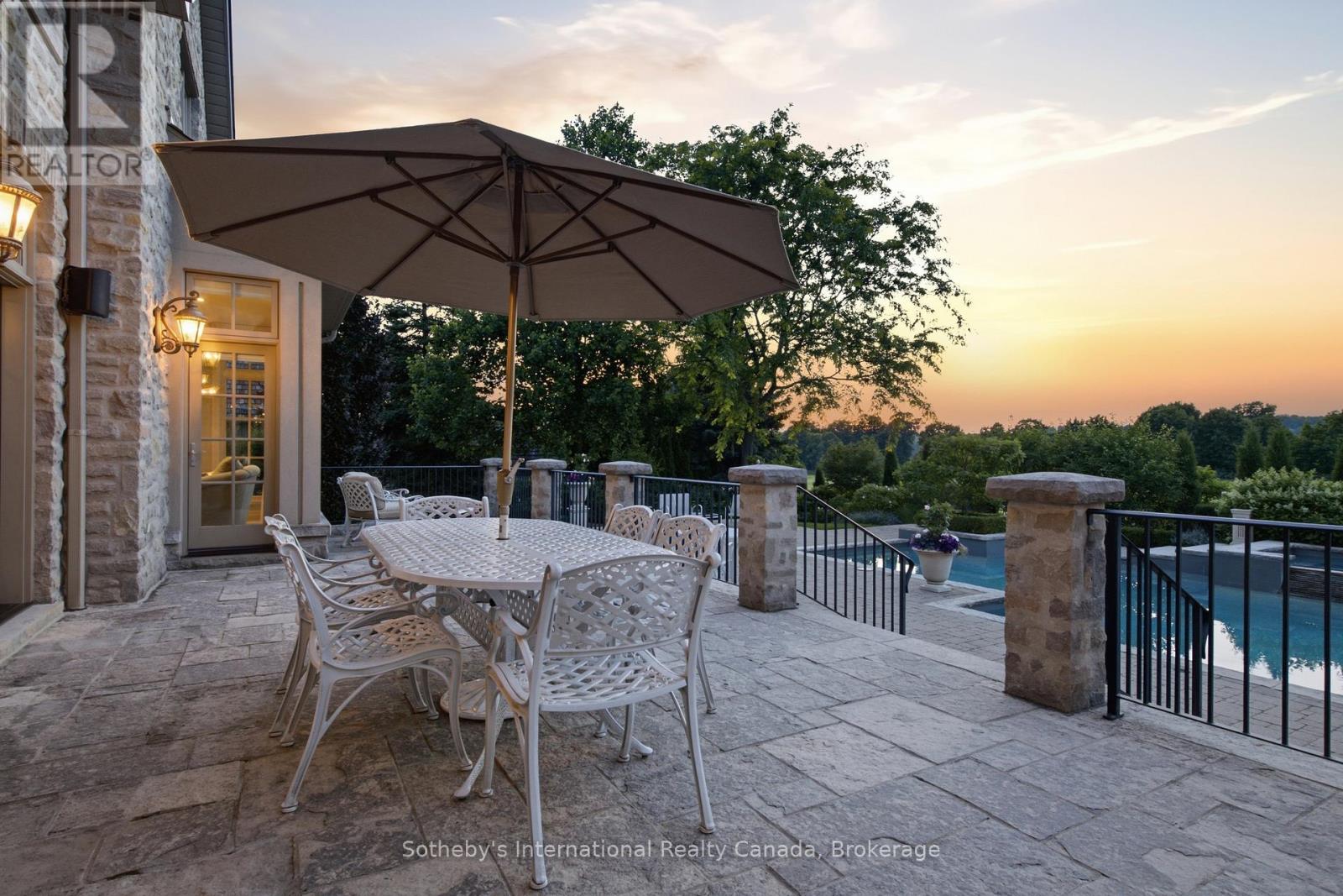 28 DEER RIDGE CRESCENT - Image 40