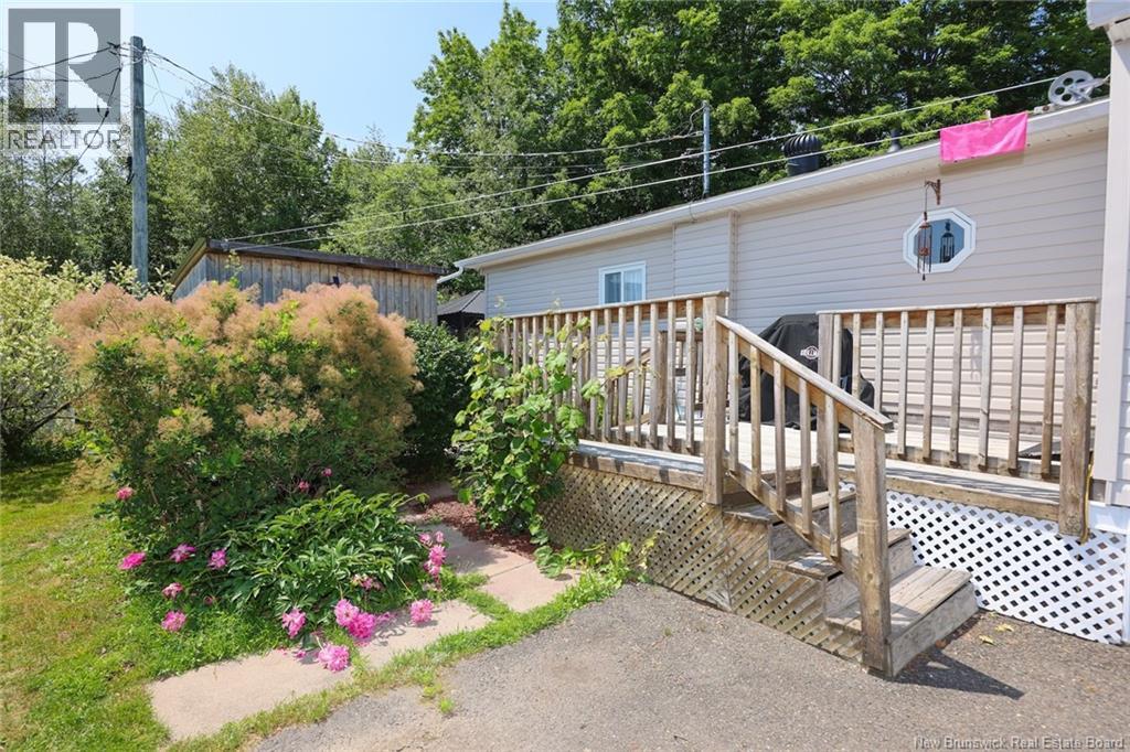 425 Kingsley Road - 3