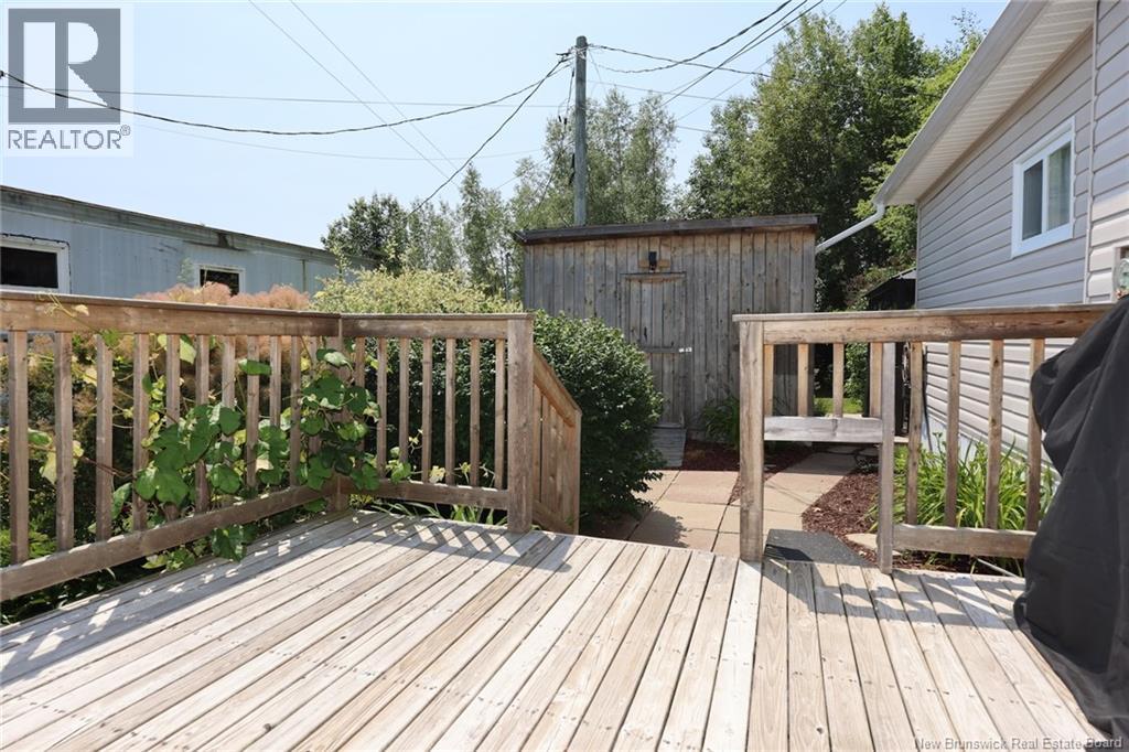425 Kingsley Road - 4