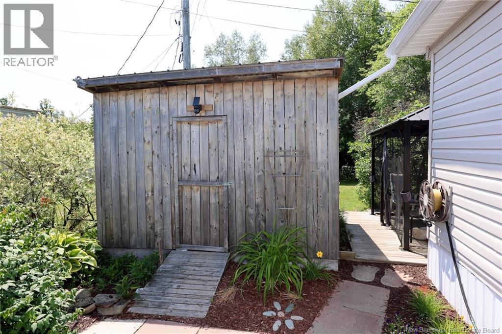 425 Kingsley Road - 5