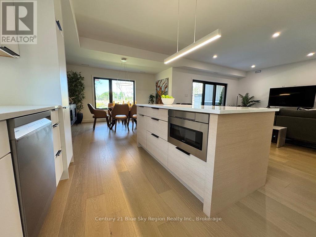 19 KATIE ANN CRESCENT - 5