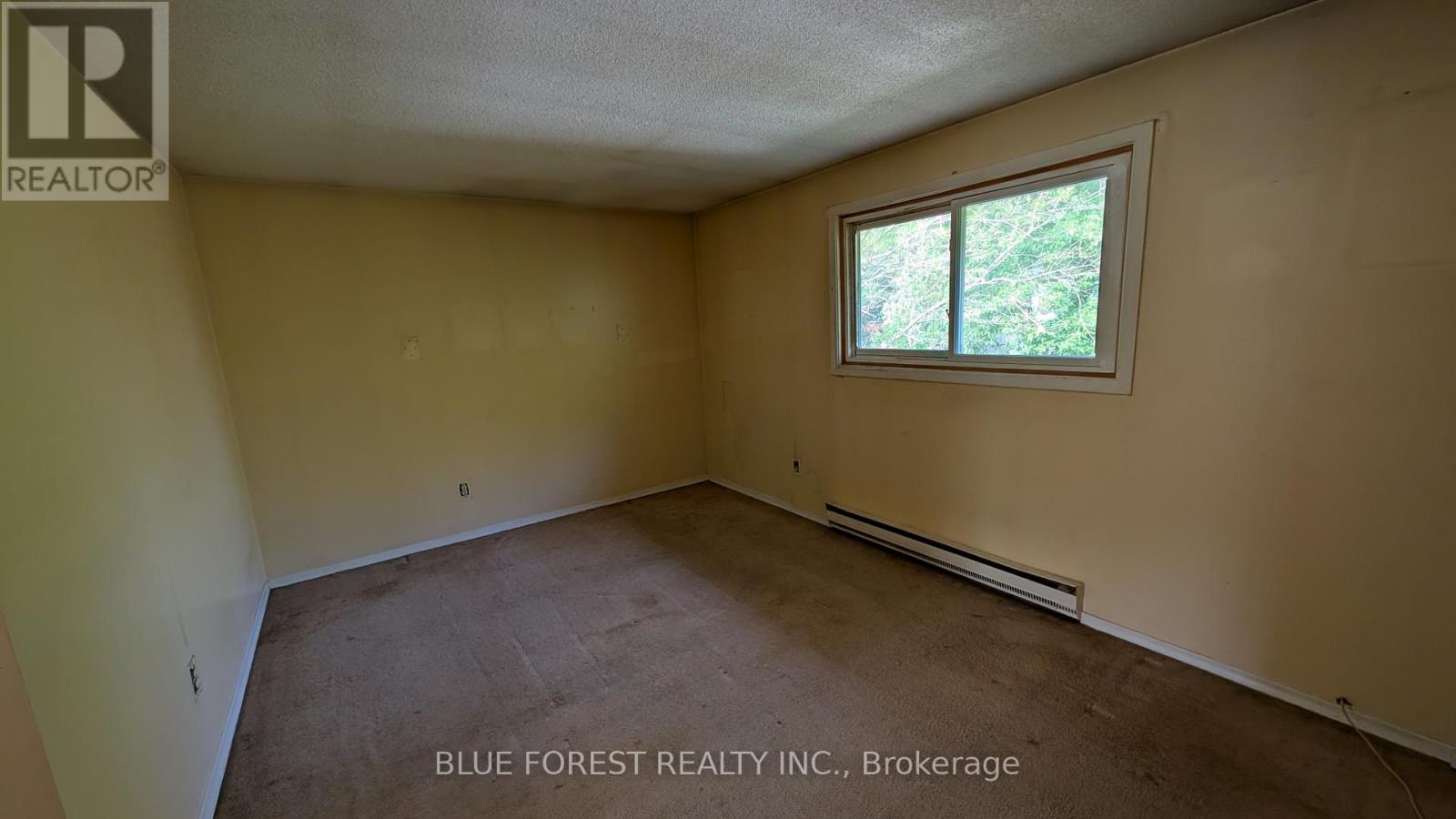 112 MARLBOROUGH AVENUE - 16