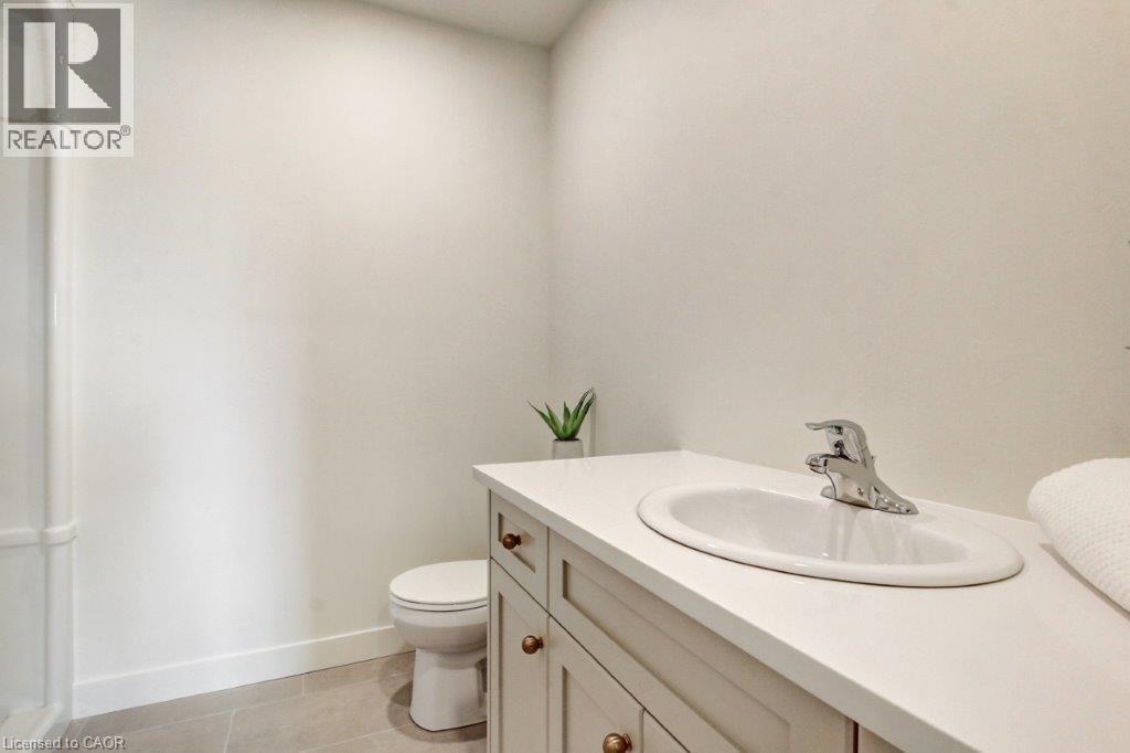 3-bedroom home for sale at 214 WILLIAM Street, Delhi ON · photo 15 of 22