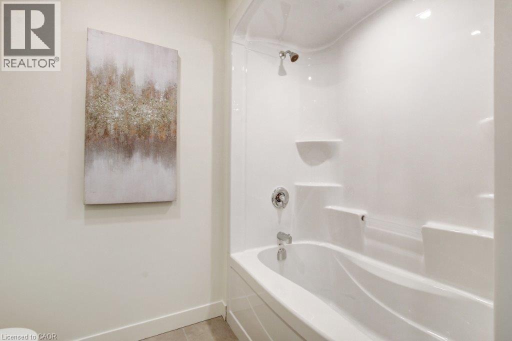 3-bedroom home for sale at 214 WILLIAM Street, Delhi ON · photo 21 of 22