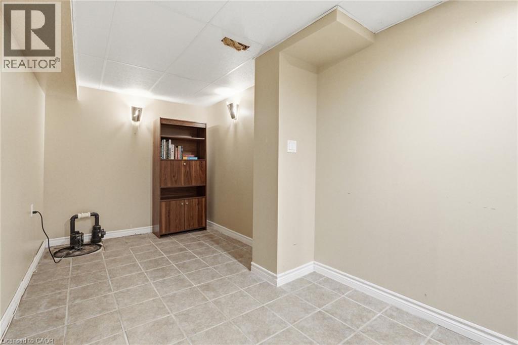 #14 2871 DARIEN Road - 38