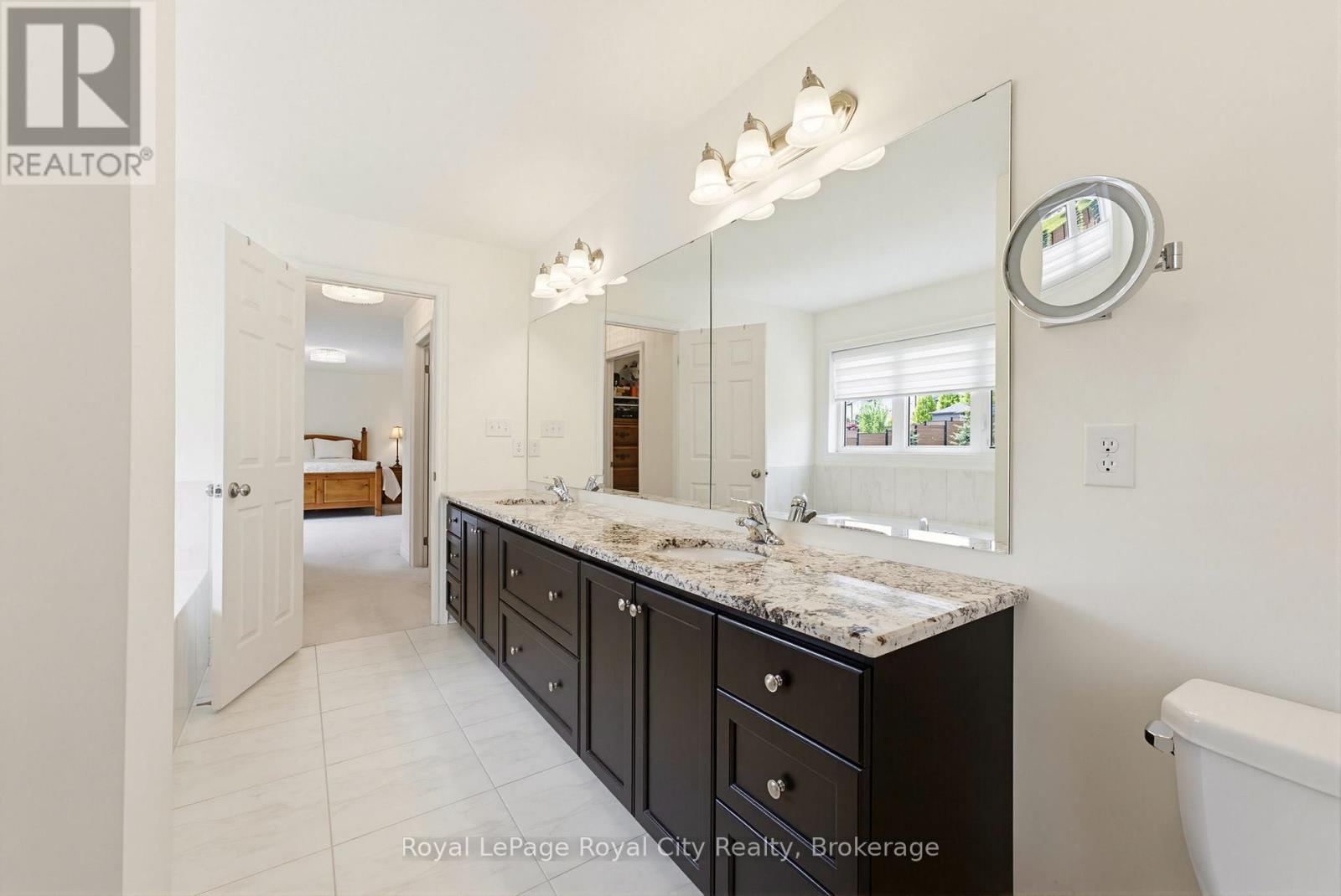 31 WETLAND WAY - 16