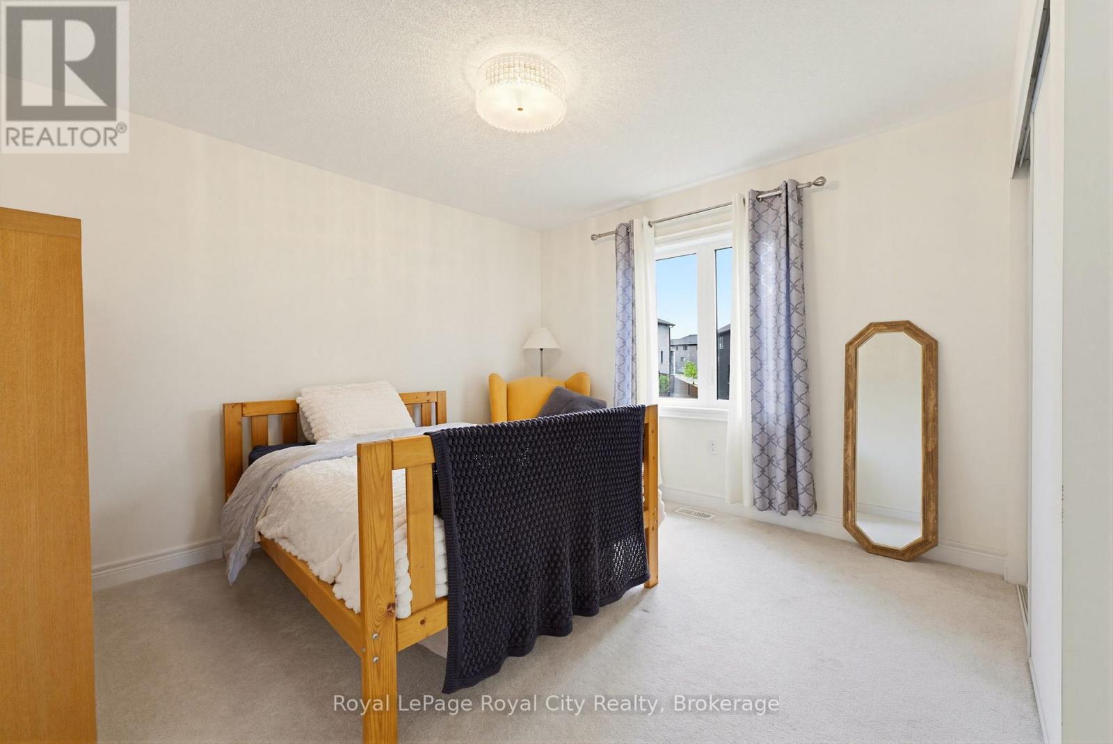 31 WETLAND WAY - 22