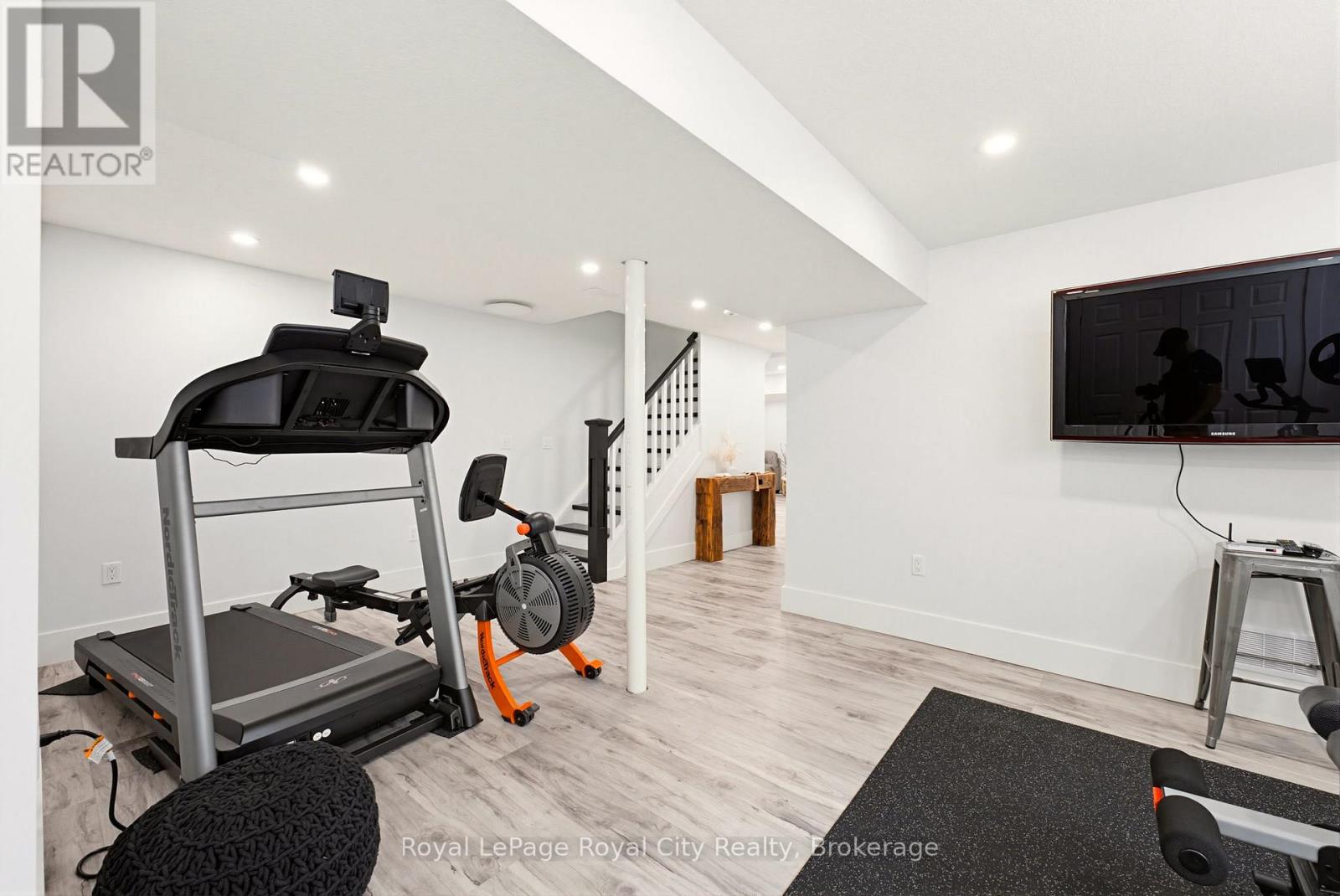 31 WETLAND WAY - 26