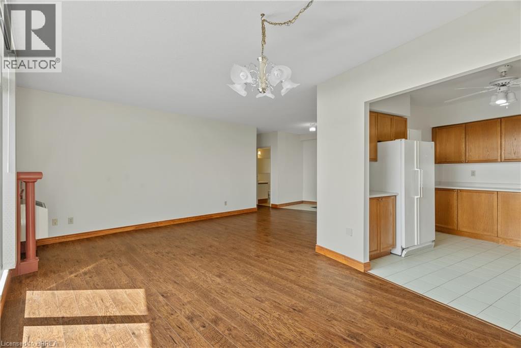 #905 9 BONHEUR Court - 14