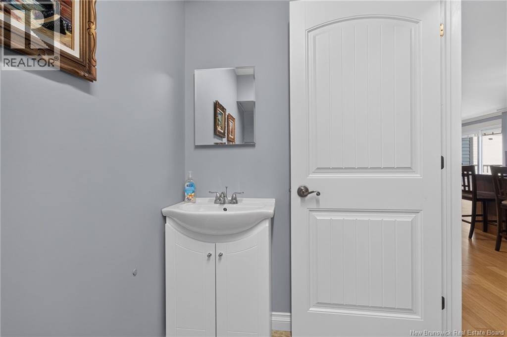 #208 98 Pleasant Street - 45