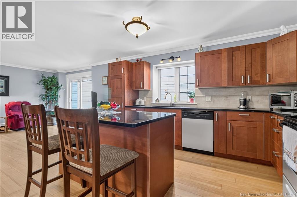 #208 98 Pleasant Street - 27