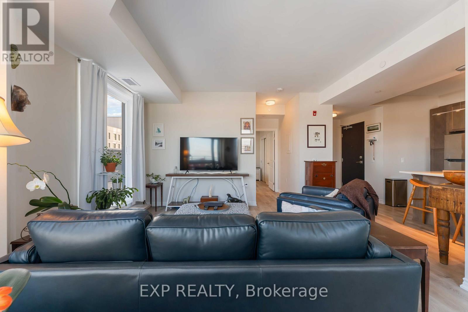 #505 1350 HEMLOCK ROAD - 13