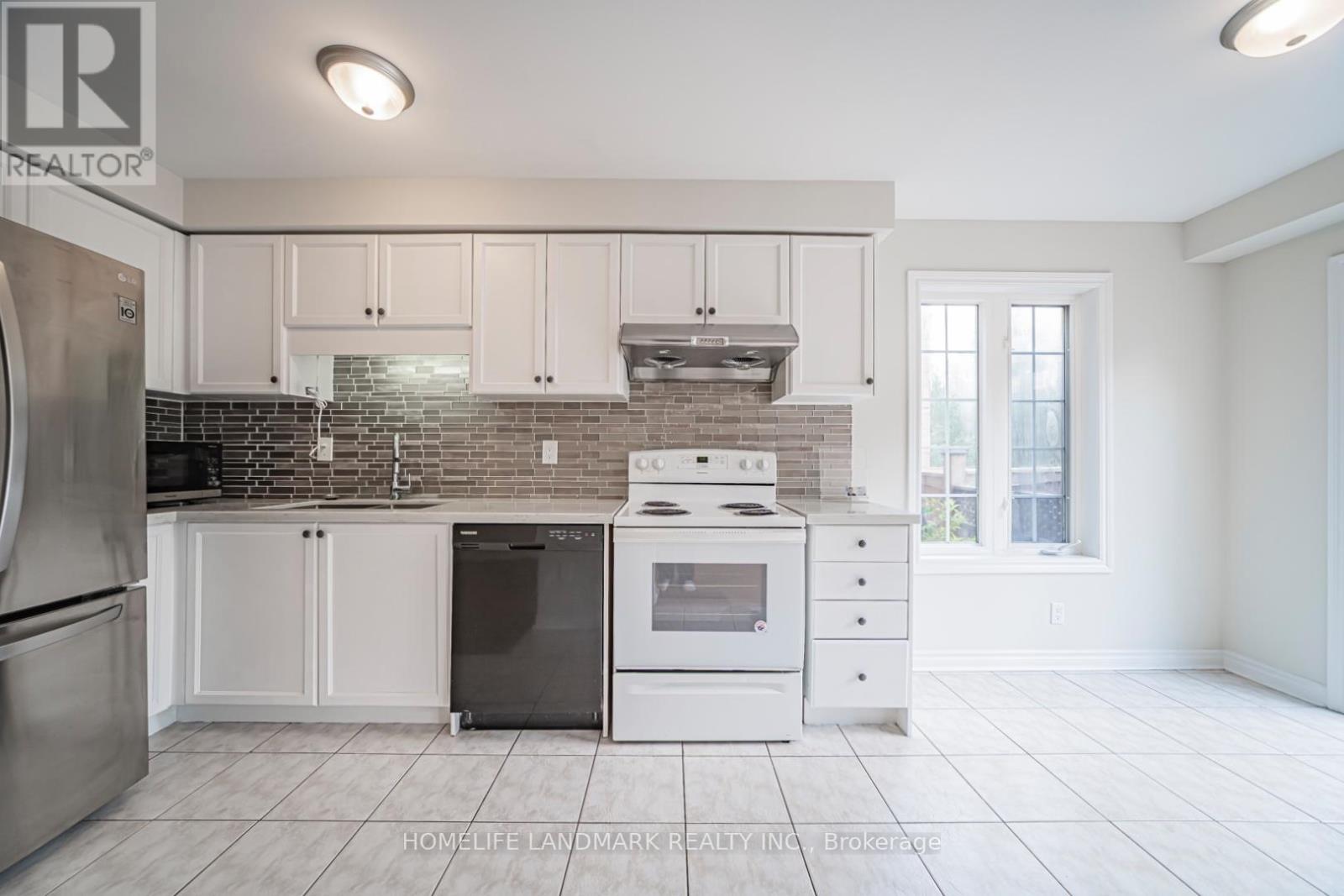 59 BLOOMGATE CRESCENT - 15