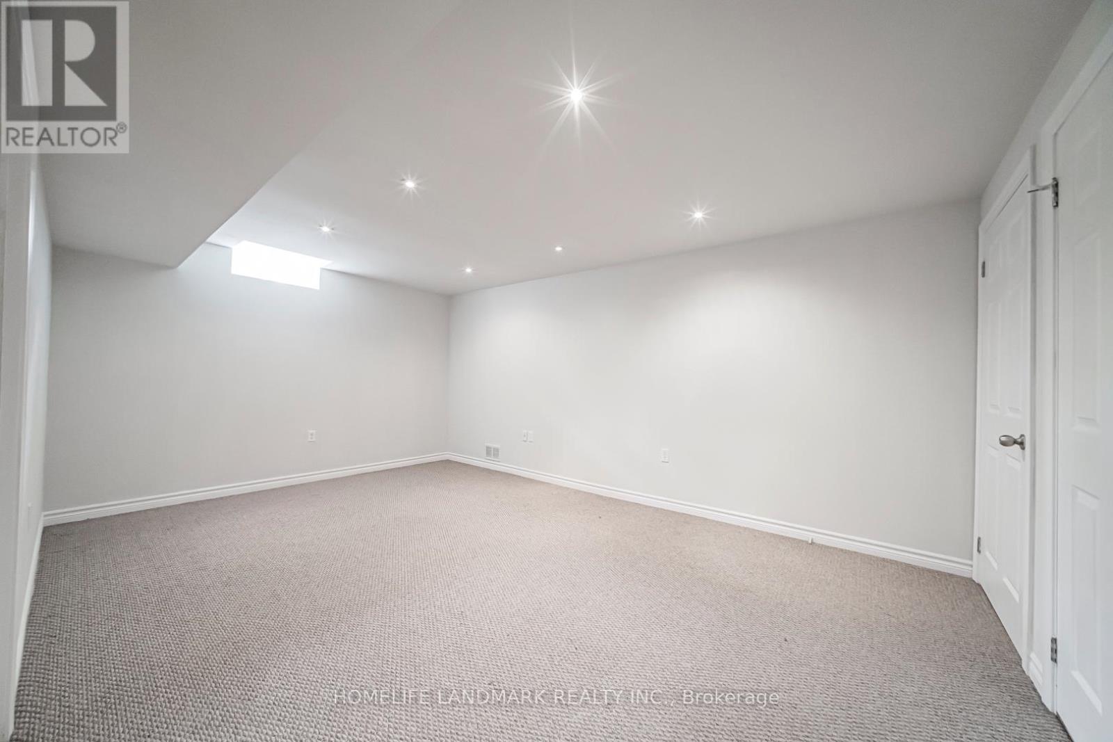 59 BLOOMGATE CRESCENT - 38