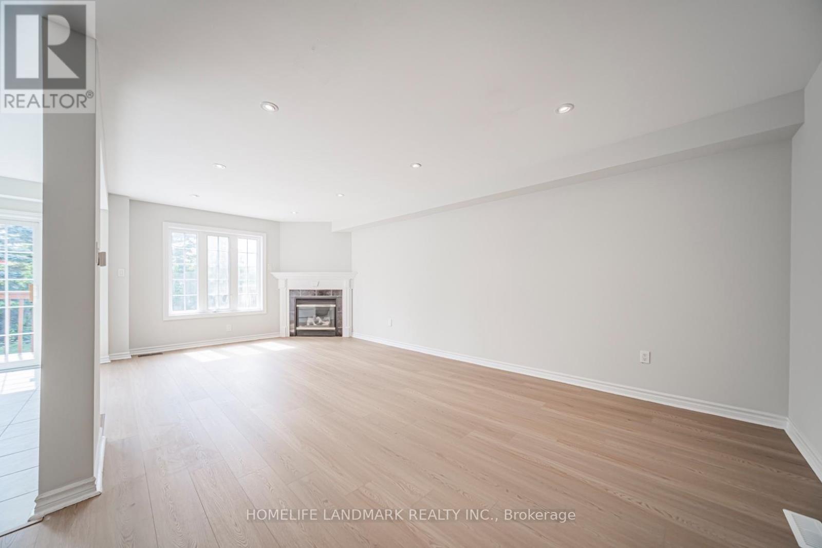 59 BLOOMGATE CRESCENT - 5